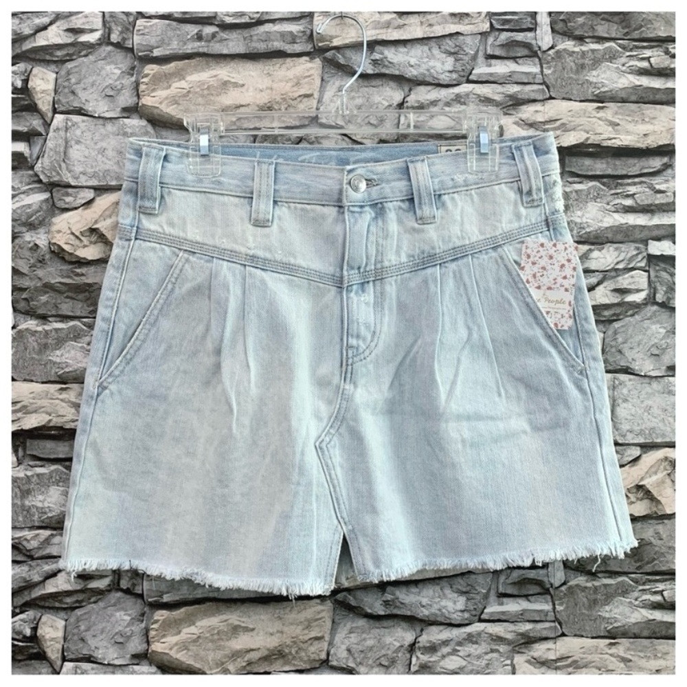 #210 Free People NWT Distressed Acid Denim Blue Jean Skirt Pockets Silver Lake